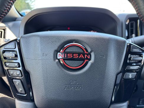 Used 2026 Nissan Frontier PRO-4X AWD/4WD image 27