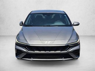 Used 2024 Hyundai Elantra SEL FWD video 2