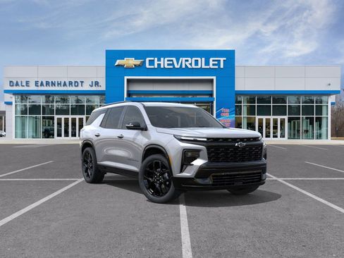 New 2026 Chevrolet Traverse RS w/ LPO, Floor Liner Package image 2