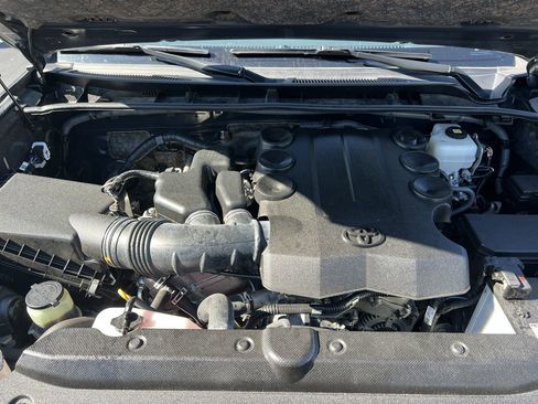 Used 2024 Toyota 4Runner Limited image 36