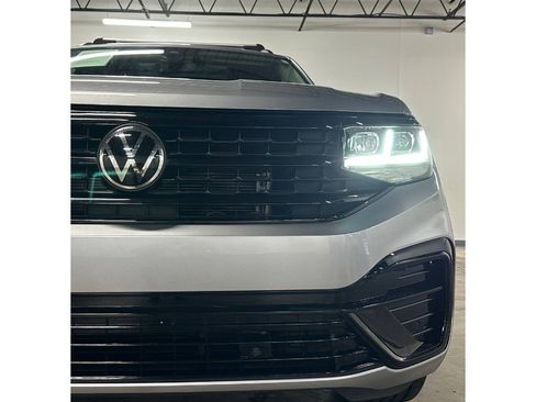 Used 2023 Volkswagen Atlas SEL R-Line AWD/4WD image 5