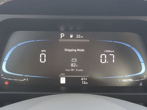 Certified 2025 Hyundai Elantra Sport image 23