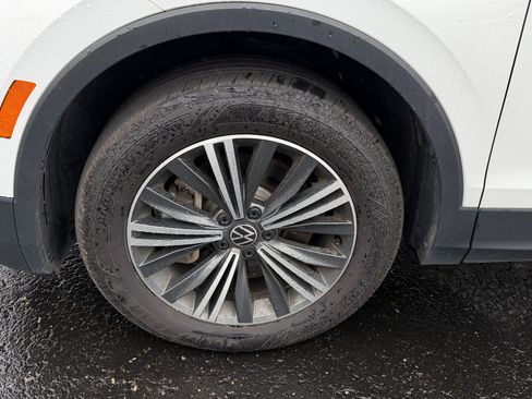 Used 2024 Volkswagen Tiguan Wolfsburg Edition image 9