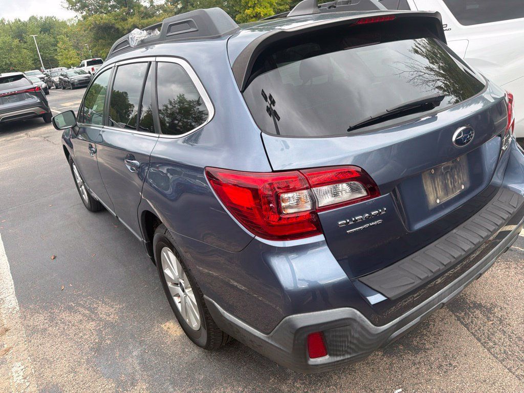 Used 2018 Subaru Outback 2.5i Premium AWD/4WD image 7