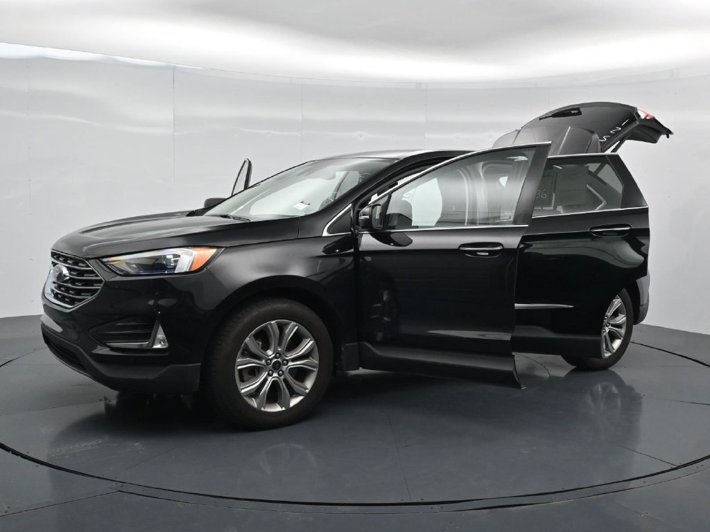 Used 2024 Ford Edge Titanium AWD/4WD image 39