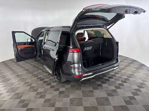 Used 2023 Kia Carnival SX Prestige FWD image 21