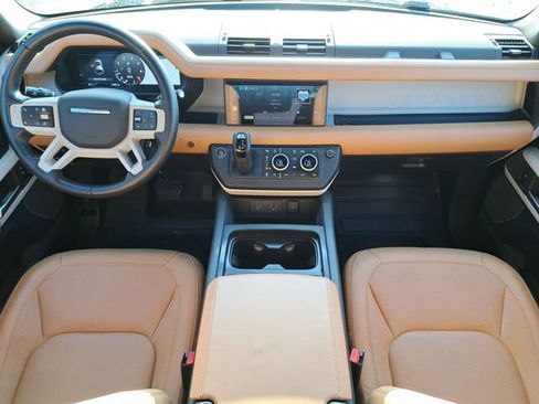 Used 2024 Land Rover Defender 110 S image 14