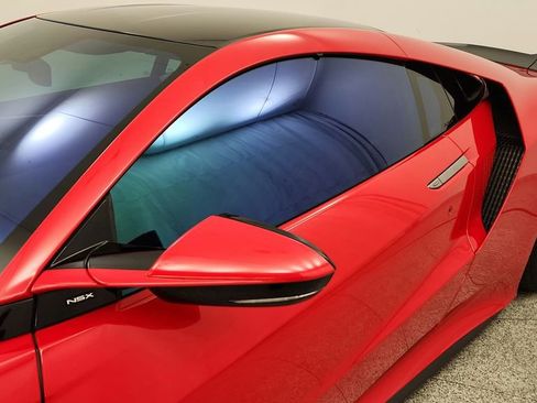 Used 2017 Acura NSX AWD/4WD image 18