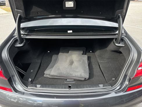 Used 2019 BMW 740e xDrive w/ M Sport Package image 30