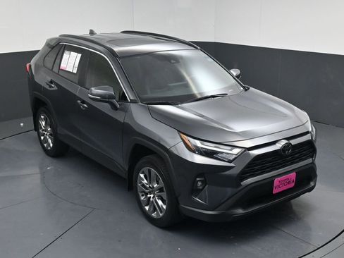 Used 2023 Toyota RAV4 XLE Premium FWD image 14
