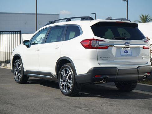 New 2026 Subaru Ascent Limited AWD/4WD image 3