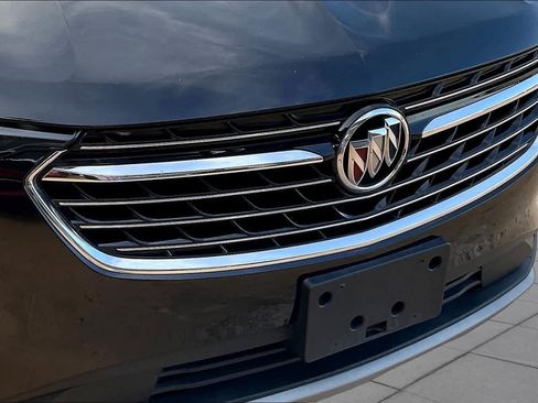 Certified 2022 Buick Envision Preferred FWD image 29