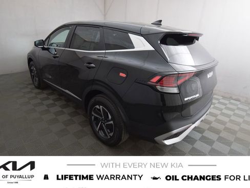 New 2025 Kia Sportage LX image 7