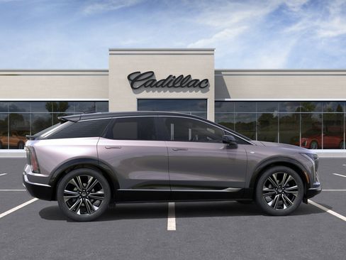 New 2026 Cadillac Optiq Luxury 2 AWD/4WD image 26