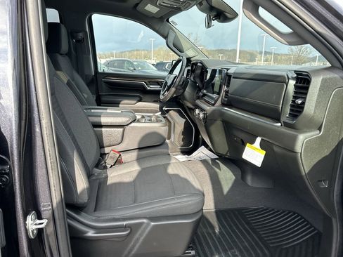 Used 2022 Chevrolet Silverado 1500 LT image 15