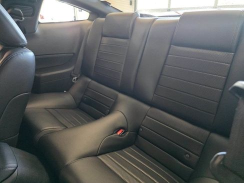 Used 2009 Ford Mustang GT Premium RWD image 9