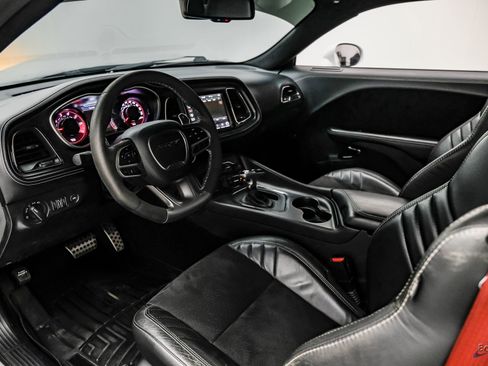 Used 2021 Dodge Challenger SRT Hellcat Redeye image 48