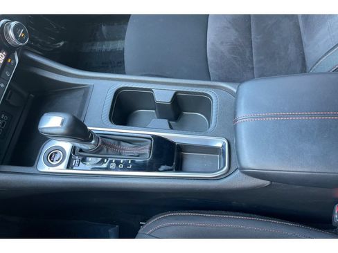 Used 2025 Nissan Sentra SR FWD image 30