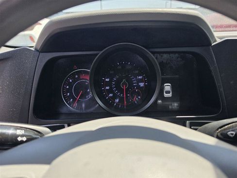Used 2021 Hyundai Elantra SEL FWD image 7