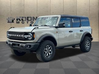 New 2025 Ford Bronco Badlands video 1