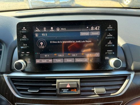 Used 2018 Honda Accord EX-L image 24