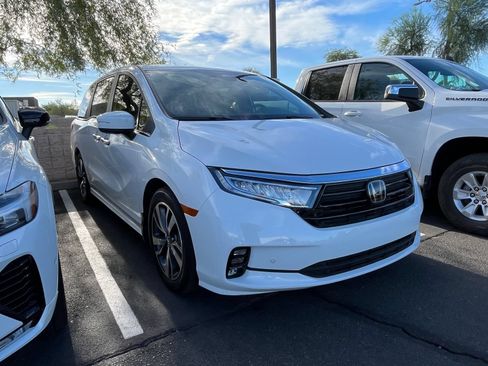 Used 2024 Honda Odyssey Touring image 5