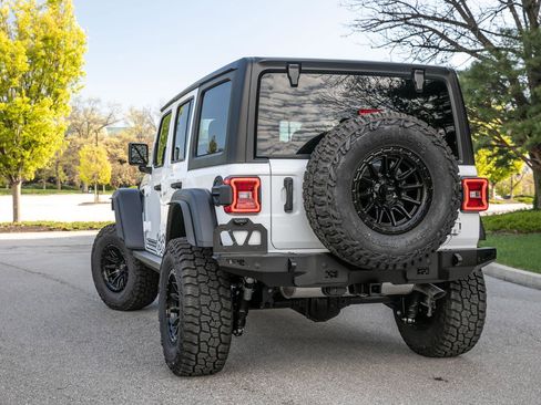 New 2026 Jeep Wrangler Unlimited Rubicon w/ Technology Group image 58