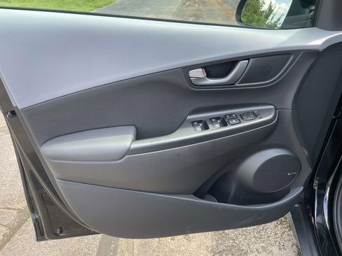 Used 2021 Hyundai Kona Ultimate w/ Cargo Package FWD image 18