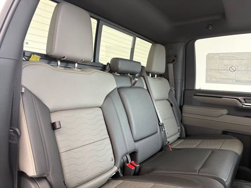 New 2026 Chevrolet Silverado 2500 ZR2 AWD/4WD image 44