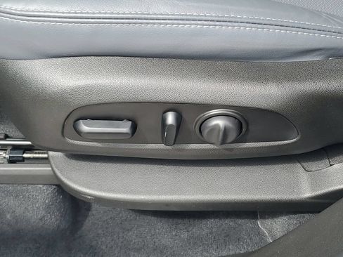 Used 2021 Buick Enclave Essence w/ Sound and Sites Package FWD image 16