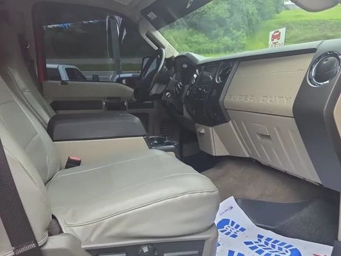 Used 2010 Ford F250 XLT AWD/4WD image 10
