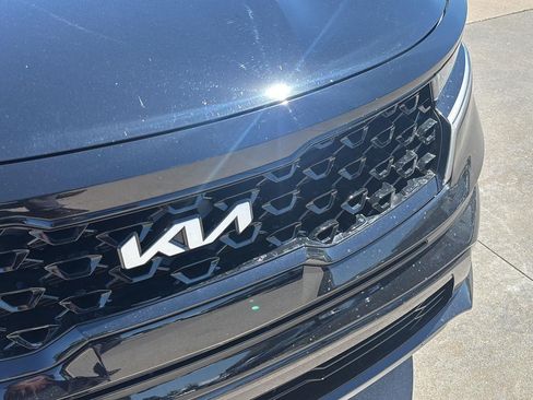 Used 2023 Kia Sorento S FWD image 29