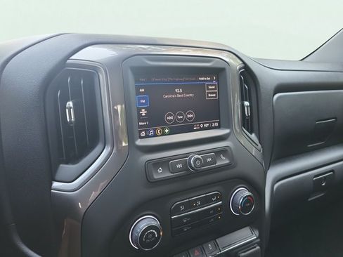 Used 2025 Chevrolet Silverado 1500 Custom w/ Turbomax Blackout Package AWD/4WD image 30