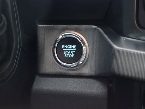 Used 2023 Ford F250 Platinum w/ FX4 Off-Road Package image 27