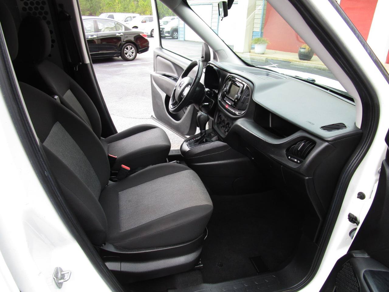 Used 2021 RAM ProMaster City Tradesman SLT FWD image 23