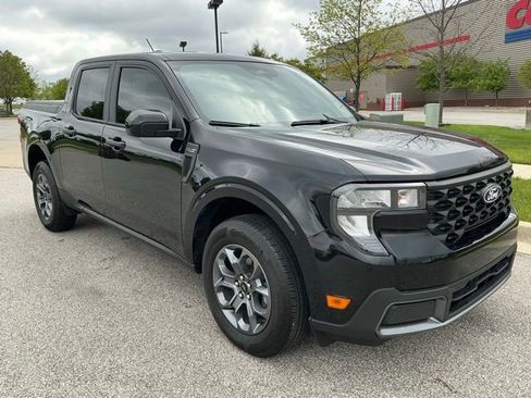 Used 2025 Ford Maverick XLT w/ XLT Luxury Package AWD/4WD image 2