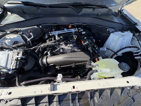 New 2026 Ford Explorer Active w/ Active Comfort Package image 16