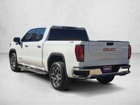 Used 2025 GMC Sierra 1500 SLT AWD/4WD image 8