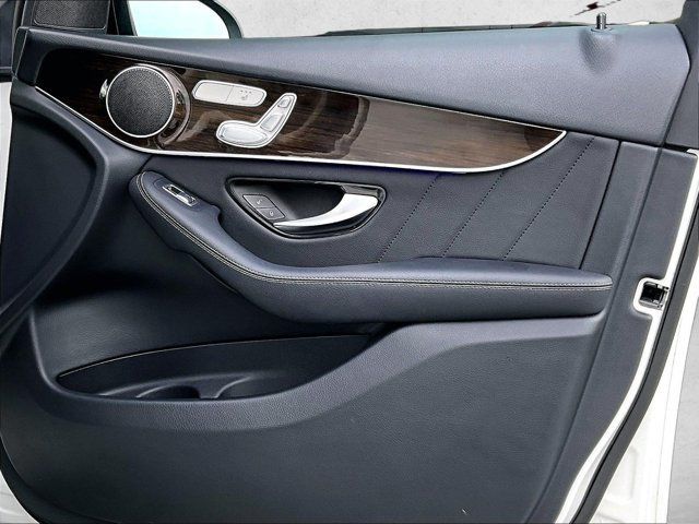 Certified 2022 Mercedes-Benz GLC 300 image 19