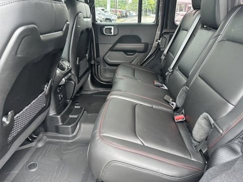 New 2025 Jeep Wrangler Rubicon w/ XTREMEE 35" Tire Package image 18