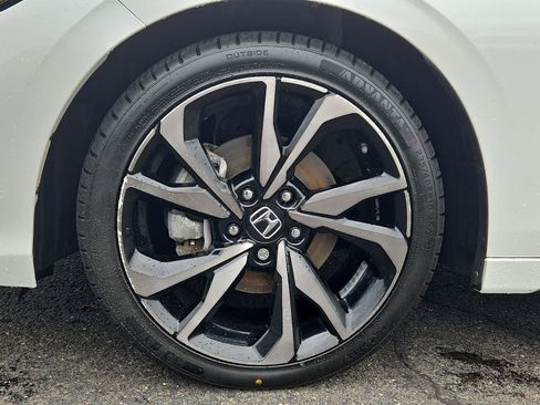 Used 2025 Honda Civic Sport image 9