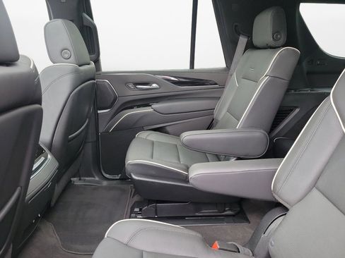 Certified 2024 Cadillac Escalade Sport AWD/4WD image 13