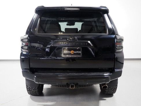 Used 2021 Toyota 4Runner TRD Off-Road Premium w/ Moonroof Package AWD/4WD image 45