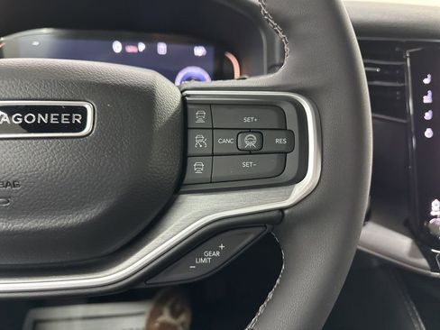 New 2026 Jeep Grand Wagoneer Limited AWD/4WD image 34