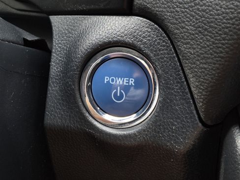 Used 2019 Toyota RAV4 XLE image 22