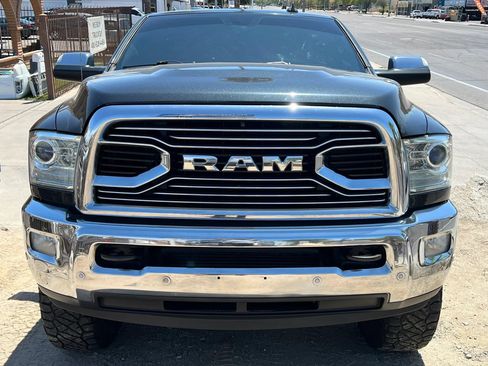 Used 2017 RAM 2500 Limited AWD/4WD image 4