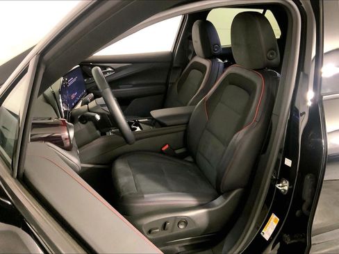 Used 2025 Chevrolet Blazer EV RS AWD/4WD image 23