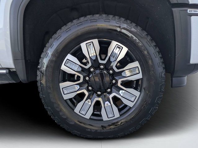 Used 2026 GMC Sierra 2500 Denali w/ Denali Reserve Package AWD/4WD image 10