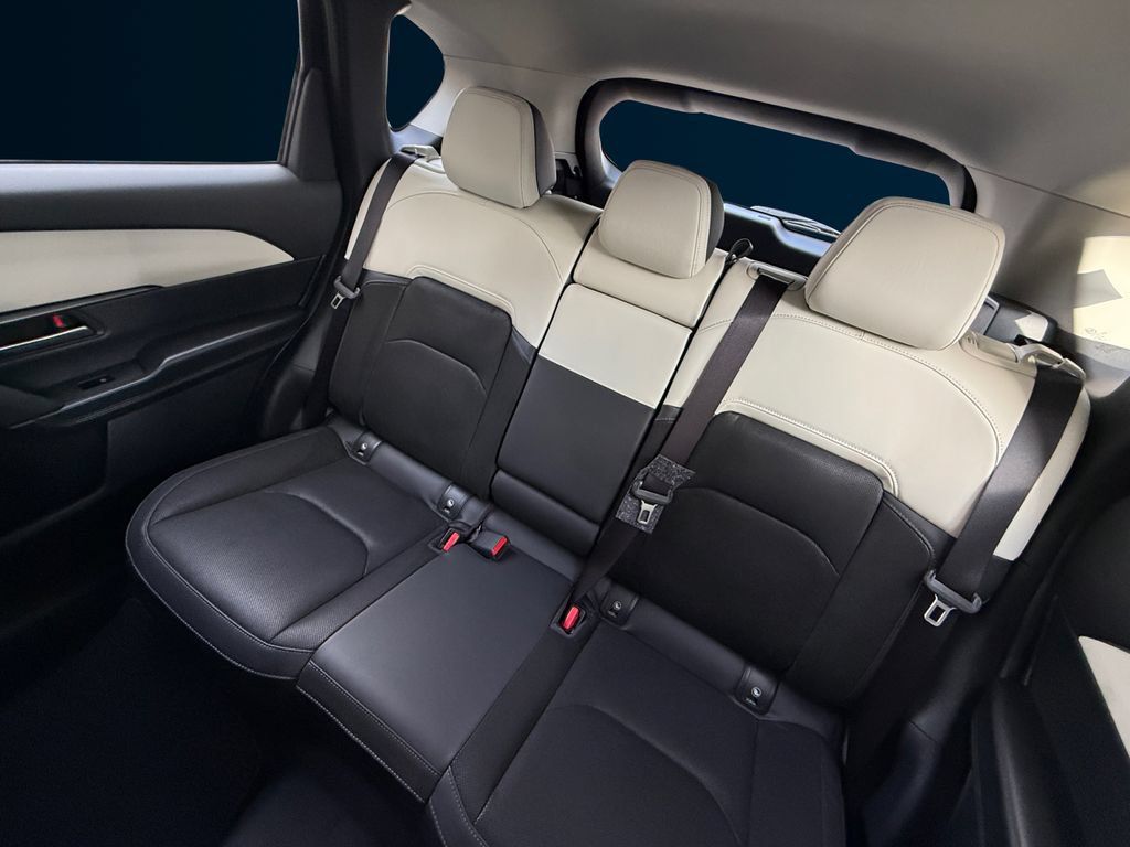 New 2026 MAZDA CX-5 Preferred AWD/4WD image 16