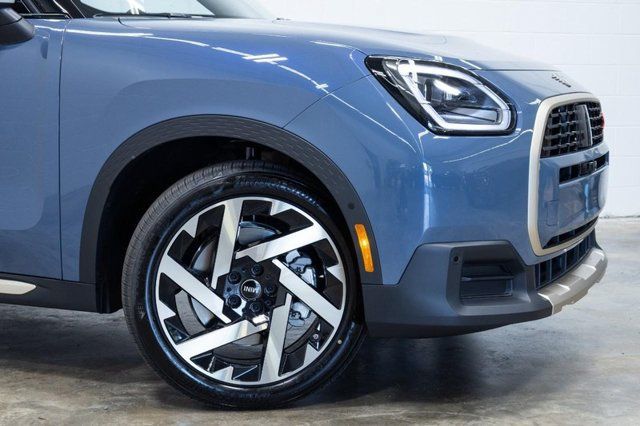 Certified 2026 MINI Cooper Countryman S w/ Comfort Package Max AWD/4WD image 4